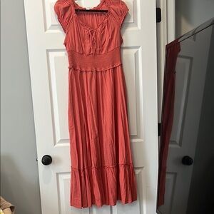 Women’s Old Navy Coral Maxi Dress Size M